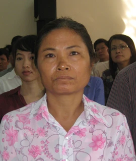 Chùm ảnh: Phiên xử sơ thẩm lần 3 kỳ án vườn mít: Mai bị tuyên tù chung thân ảnh 6 Chùm ảnh: Phiên xử sơ thẩm lần 3 kỳ án vườn mít: Mai bị tuyên tù chung thân ảnh 6