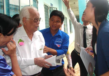 Đề nghị phong tặng danh hiệu anh hùng cho căn cứ Bảy Hiền ảnh 1 Đề nghị phong tặng danh hiệu anh hùng cho căn cứ Bảy Hiền ảnh 1