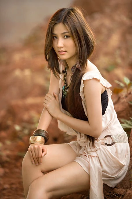 Diễm My: "Hồi nhỏ em nhút nhát lắm!" ảnh 1 Diễm My: "Hồi nhỏ em nhút nhát lắm!" ảnh 1