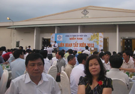 SOUTH VINA tổ chức tất niên cho hơn 1.000 công nhân ảnh 1 SOUTH VINA tổ chức tất niên cho hơn 1.000 công nhân ảnh 1