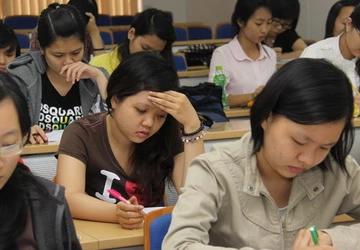 Bận rộn với... học kỳ hè ảnh 1 Bận rộn với... học kỳ hè ảnh 1