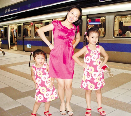 Cẩm Ly: "Không biết Đan Trường có tình cảm với mình" ảnh 2 Cẩm Ly: "Không biết Đan Trường có tình cảm với mình" ảnh 2