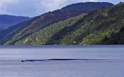 Quái vật hồ Loch Ness "tái xuất" ảnh 1 Quái vật hồ Loch Ness "tái xuất" ảnh 1