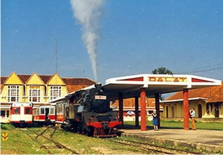 Ga hỏa xa Đà Lạt: Kiệt tác độc đáo nhất Đông Dương ảnh 1 Ga hỏa xa Đà Lạt: Kiệt tác độc đáo nhất Đông Dương ảnh 1