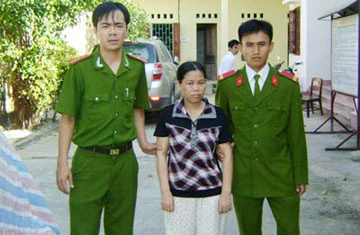 Thầy bói lừa giải hạn, chiếm đoạt hơn 2 tỷ đồng ảnh 1 Thầy bói lừa giải hạn, chiếm đoạt hơn 2 tỷ đồng ảnh 1
