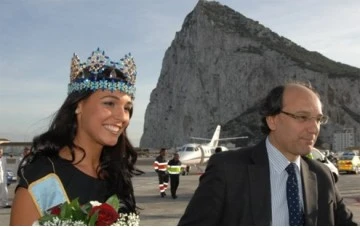 Gibraltar chào đón tân Hoa hậu Thế giới ảnh 3 Gibraltar chào đón tân Hoa hậu Thế giới ảnh 3