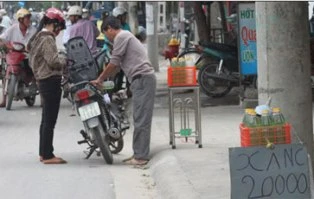 Xăng... siêu rẻ ảnh 1