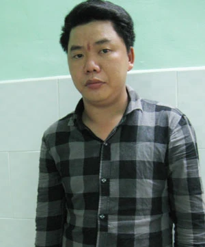 Bắt côn đồ chém người tại quán cà phê ảnh 1 Bắt côn đồ chém người tại quán cà phê ảnh 1
