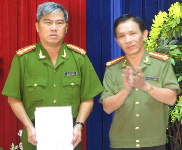 Sẽ giám định tâm thần kẻ bắt giữ hai cháu bé ảnh 2 Sẽ giám định tâm thần kẻ bắt giữ hai cháu bé ảnh 2