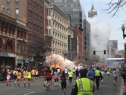 Tổng thống Obama thề tính sổ vụ đánh bom Boston ảnh 2 Tổng thống Obama thề tính sổ vụ đánh bom Boston ảnh 2