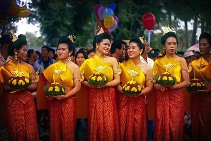 Cận cảnh lễ hội lãng mạn nhất thế giới ảnh 2 Cận cảnh lễ hội lãng mạn nhất thế giới ảnh 2
