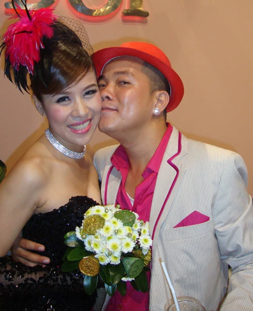 Nghệ sĩ tiết lộ chuyện 8-3 ảnh 12