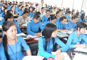 Cử nhân tài chính chất lượng cao ảnh 1 Cử nhân tài chính chất lượng cao ảnh 1