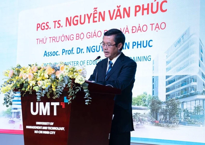 Thứ trưởng Nguyễn Văn Phúc phát biểu chỉ đạo tại buổi lễ. Ảnh: NT