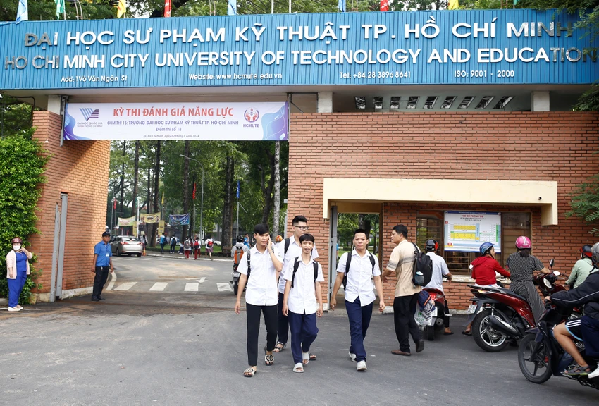 thi-danh-gia-nang-luc-dot-2-tphcm (1).JPG