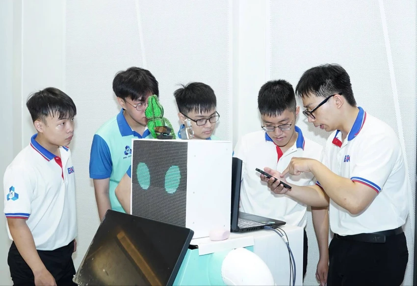 Sinh viên Trường ĐH Bách khoa khởi nghiệp