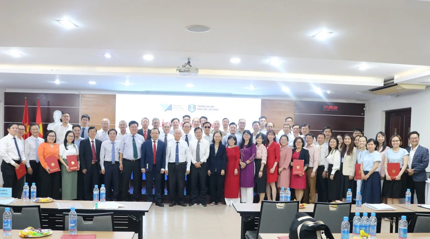 giám đốc bệnh viện Trường ĐH Khoa học Sức khỏe