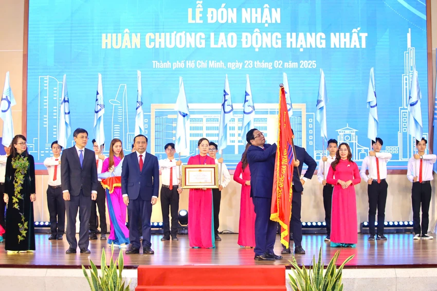 dh-quoc-gia-tp-hcm-30-5 (3).jpg