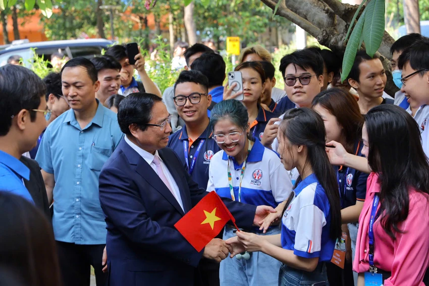 thu-tuong-pham-minh-chinh-phat-bieu (3).jpg