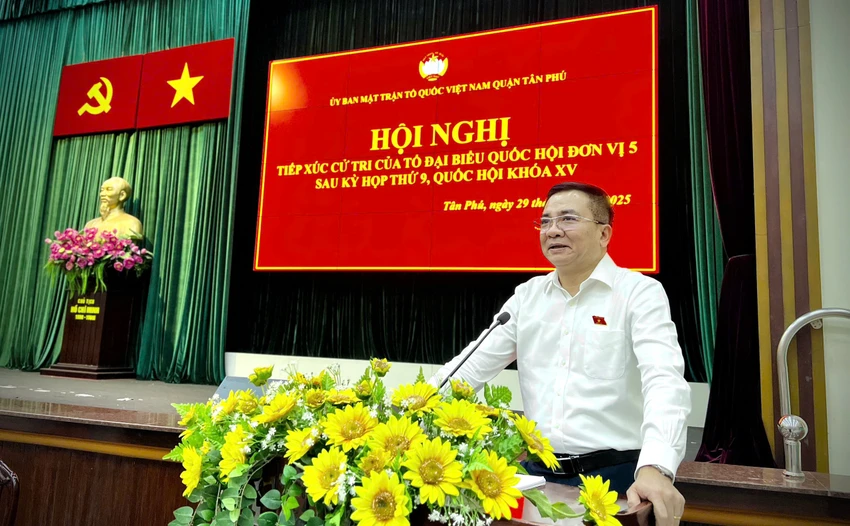 cu-tri-quan-tan-phu-giai-phap-nao-cho-nguoi-dan-khi-mua-nham-hang-nhai-hang-gia (4).jpg
