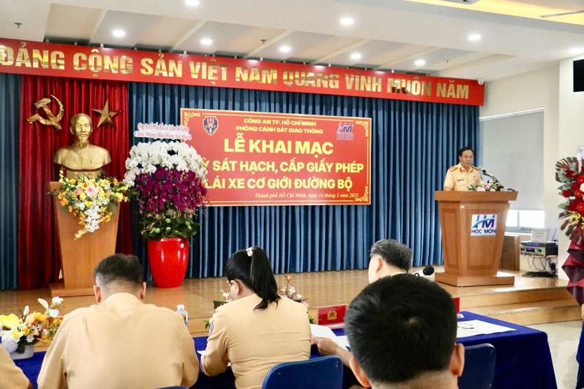 CSGT TP.HCM công khai số điện thoại Trưởng phòng để tiếp nhận phản ánh của người dân
