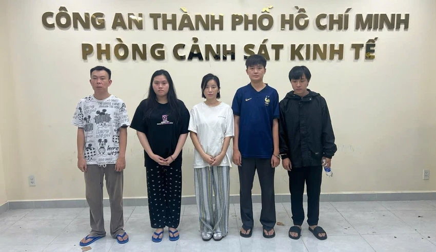 TP.HCM: Bắt tạm giam nhiều người liên quan đến vụ buôn bán khí cười tại cơ sở Lava