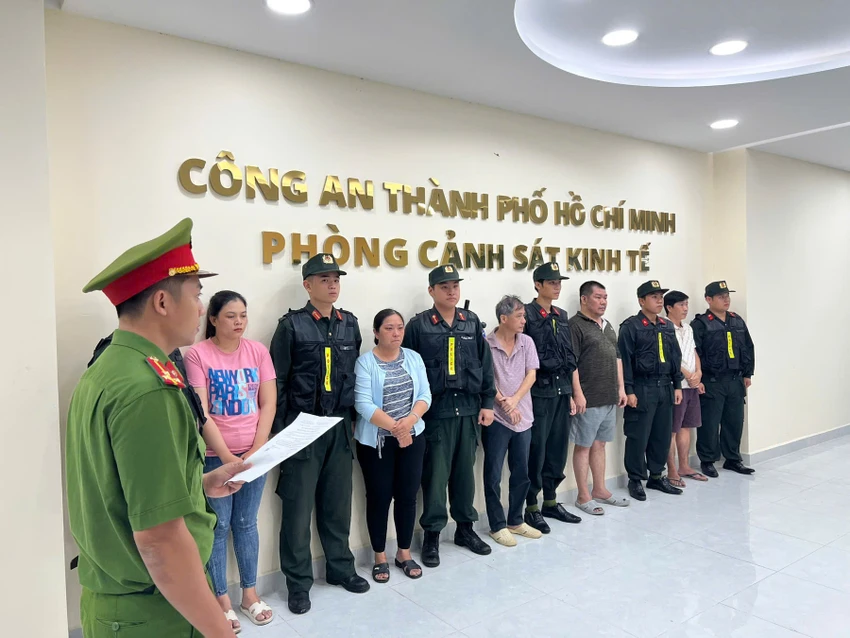 tp-hcm-triet-pha-duong-day-buon-lau-quy-mo-lon-bat-giu-5-doi-tuong (2).jpg