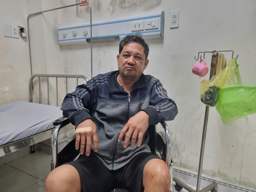 vu-xe-tai-roi-khoi-quoc-lo-14c-lam-4-nguoi-thuong-vong-hai-nan-nhan-bi-thuong-da-xuat-vienz7153581247091_9b4b2b1dbc6fc50bdec0273e1b3eb426.jpg