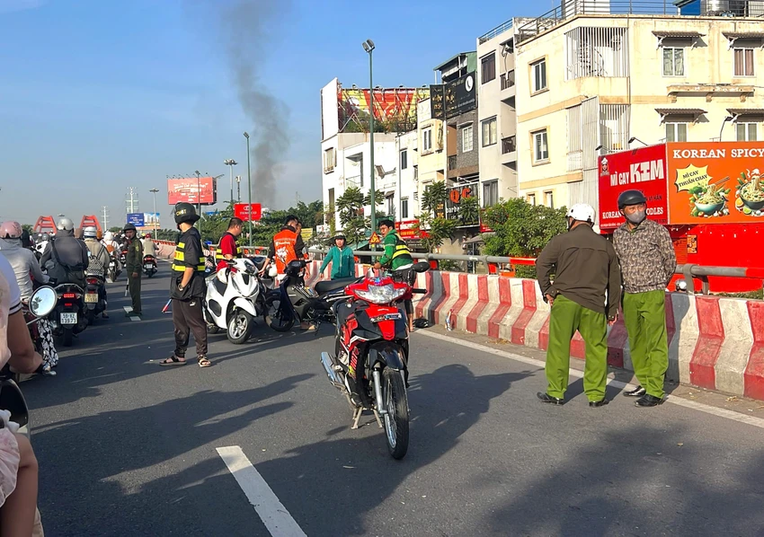 z7307052077679_a27cdcc7f0e9ac877e497cc0acdc7a8f.jpg