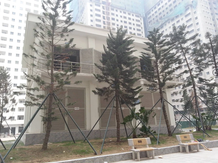 Nổ máy biến áp ở khu chung cư Linh Đàm, nhiều người hoảng hốt ảnh 1