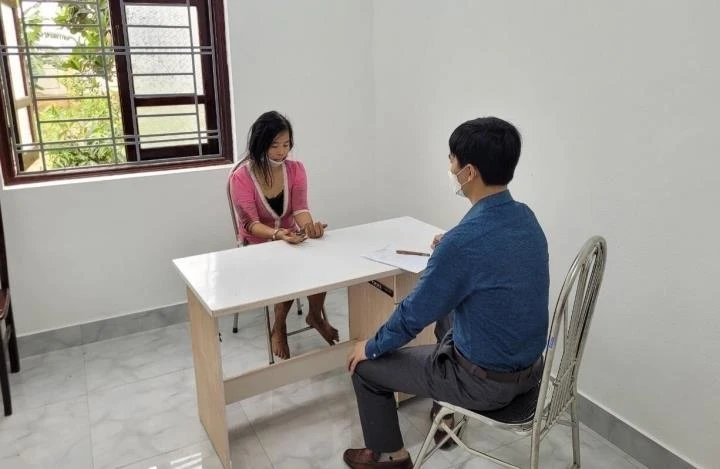 Bị can Phạm Thị Hà tại cơ quan công an. Ảnh CACC Bị can Phạm Thị Hà tại cơ quan công an. Ảnh CACC