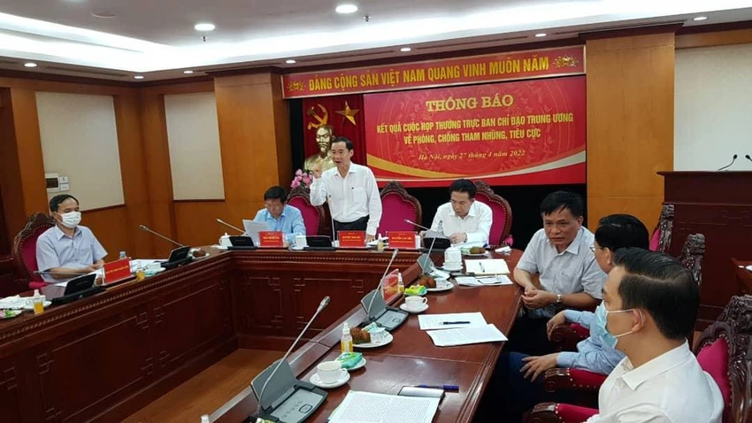 Ban Nội chính Trung ương - Cơ quan Thường trực BCĐ Trung ương về PCTNTC đang họp báo giới thiệu kết quả cuộc họp Thường trực BCĐ. Ảnh NGHĨA NHÂN