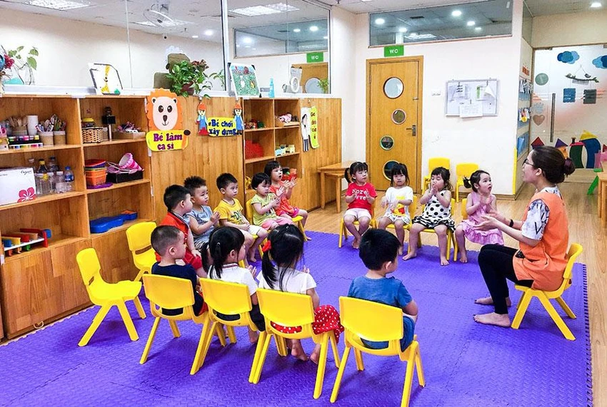Lãi suất cho các cơ sở giáo dục vay là 3,3%/năm, thời hạn cho vay tối đa 36 tháng. Ảnh PHI HÙNG Lãi suất cho các cơ sở giáo dục vay là 3,3%/năm, thời hạn cho vay tối đa 36 tháng. Ảnh PHI HÙNG