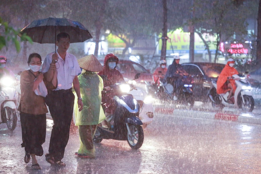 Với truyền thống văn hóa hiếu nghĩa, uống nước nhớ nguồn, ngày lễ Vu lan của đạo Phật đã hòa quyện với triết lý, tục thờ cúng ngày rằm tháng 7 âm lịch hình thành lễ Vu lan - báo hiếu. Với truyền thống văn hóa hiếu nghĩa, uống nước nhớ nguồn, ngày lễ Vu lan của đạo Phật đã hòa quyện với triết lý, tục thờ cúng ngày rằm tháng 7 âm lịch hình thành lễ Vu lan - báo hiếu.
