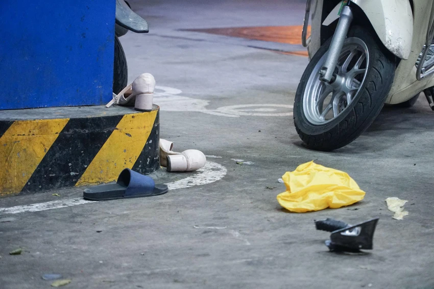Sự việc khiến ít nhất năm người bị thương, trong đó có cả nhân viên của cửa hàng xăng dầu.