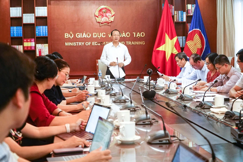 Thứ trưởng Bộ GD&ĐT Phạm Ngọc Thưởng phát biểu tại Hội nghị. Ảnh: PHI HÙNG Thứ trưởng Bộ GD&ĐT Phạm Ngọc Thưởng phát biểu tại Hội nghị. Ảnh: PHI HÙNG