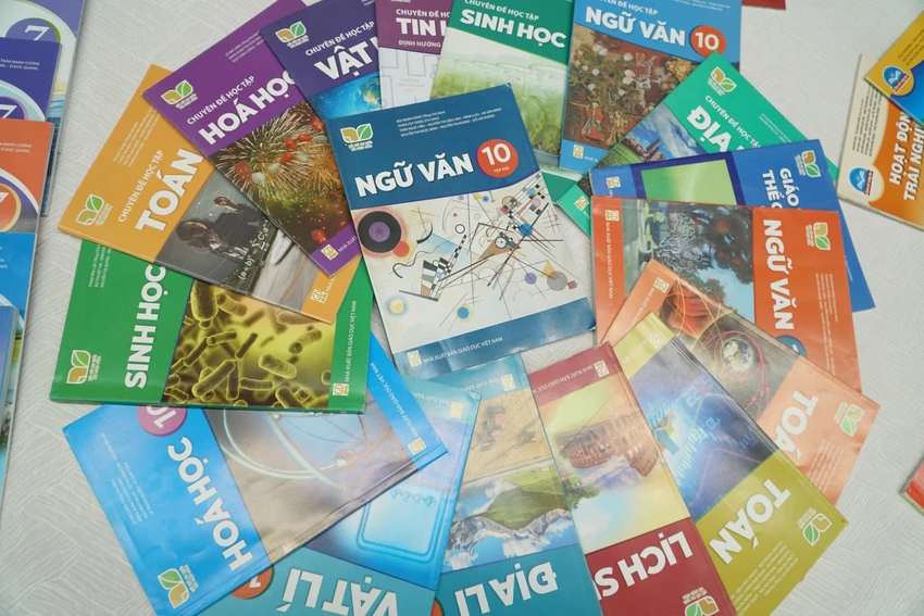 Nhìn lại các bộ sách giáo khoa Việt Nam qua các thời kỳ ảnh 6 Nhìn lại các bộ sách giáo khoa Việt Nam qua các thời kỳ ảnh 6