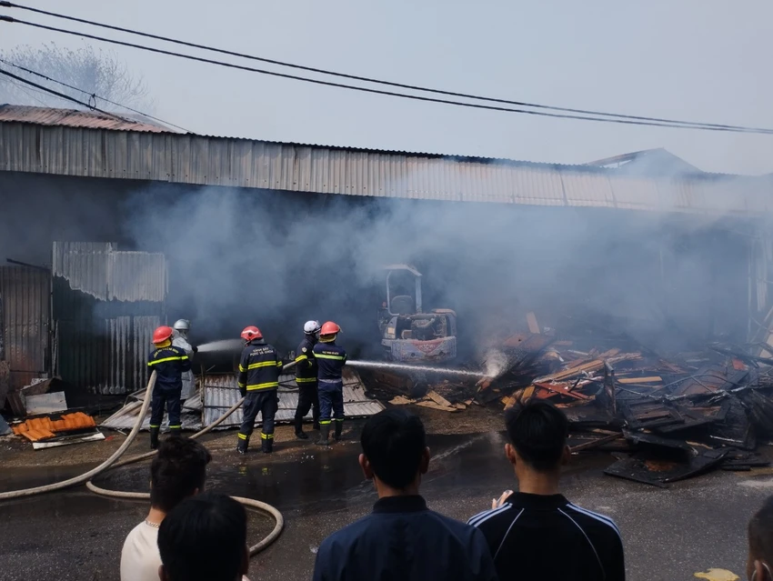 Hiện trường vụ cháy. Ảnh: CTV