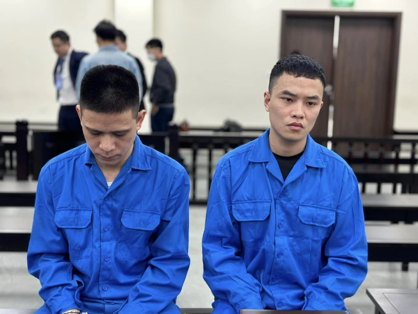 Từ bên trái sáng là bị cáo Lê Văn Thức và Lê Tùng Lâm. Ảnh: CTV