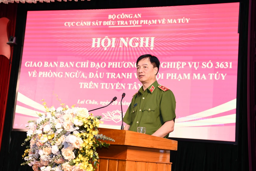 Trung tướng Nguyễn Duy Ngọc phát biểu chỉ đạo tại Hội nghị. Ảnh BCA Trung tướng Nguyễn Duy Ngọc phát biểu chỉ đạo tại Hội nghị. Ảnh BCA