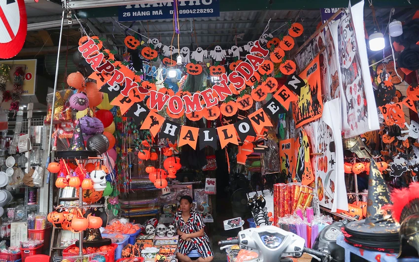 Halloween (3).jpg