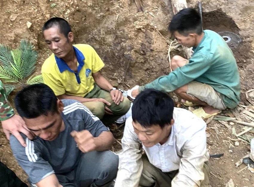 khai-thac-vang.jpg