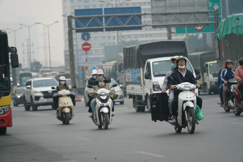 giao-thong-tet-duong-lich-2-7344.jpg