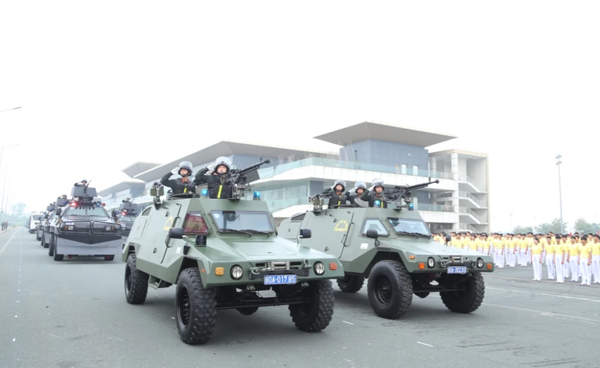 Canh-sat-co-dong1.png