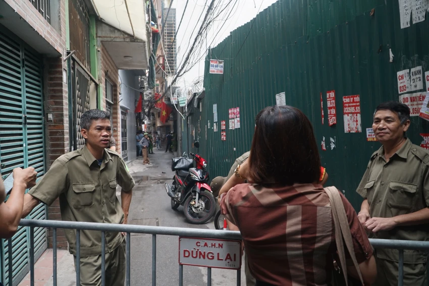 Lực lượng chức năng đã phong tỏa hiện trường vụ cháy