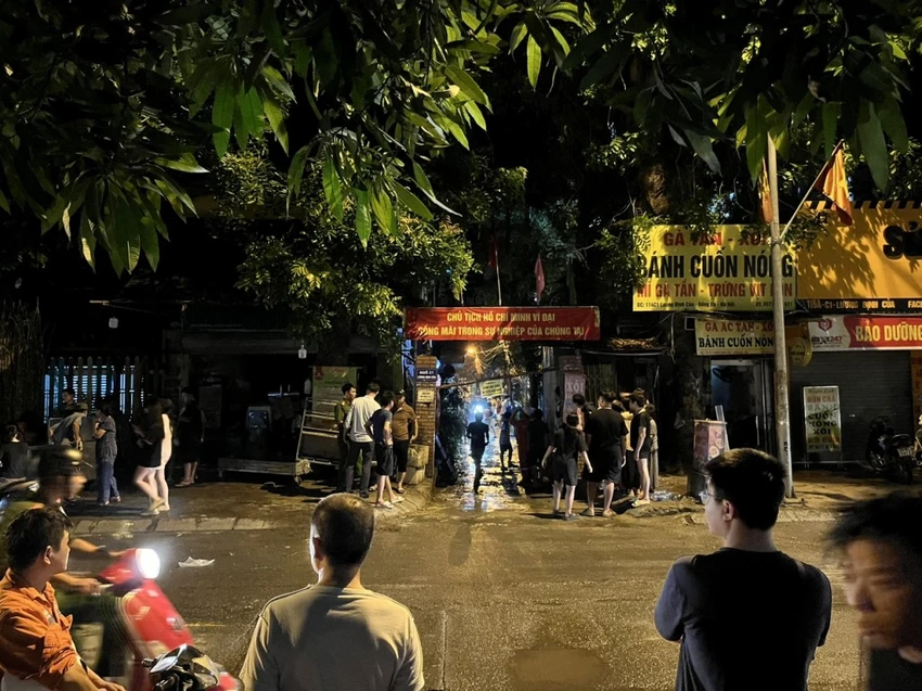 Hà Nội lại cháy nhà dân trong đêm, đám cháy nhanh chóng được khống chế