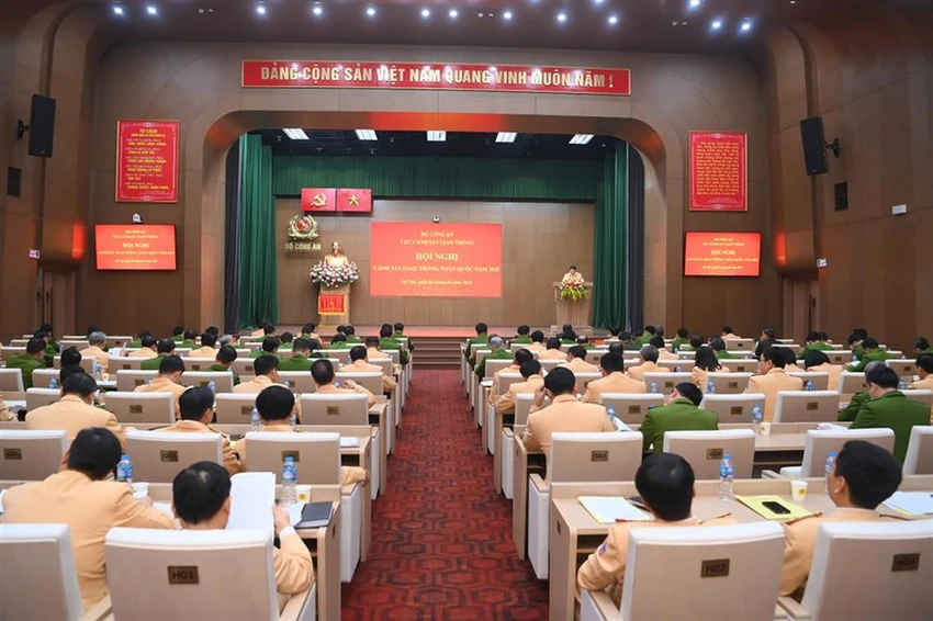 luc-luong-csgt.jpg