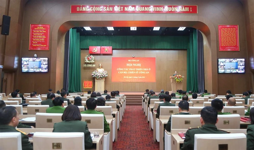 tc hoi nghi.jpg