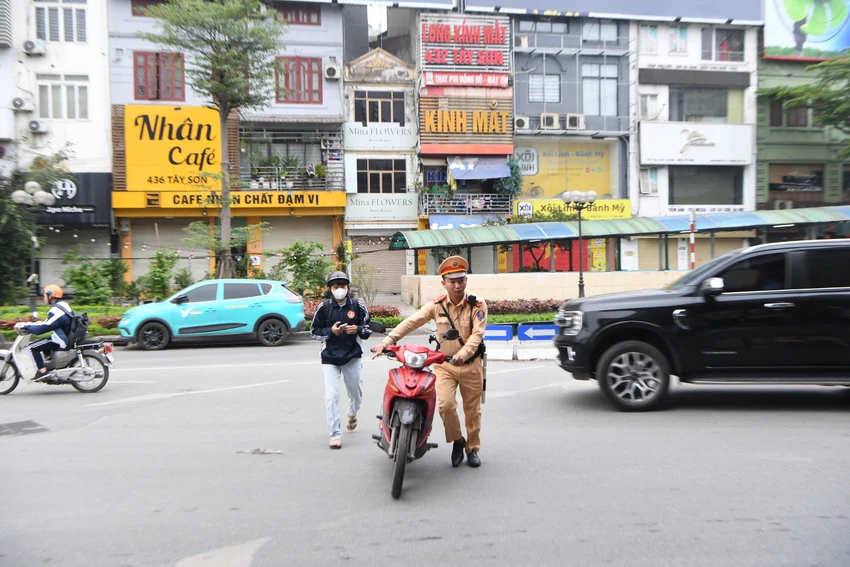dịp-le-30-4 (14).jpg
