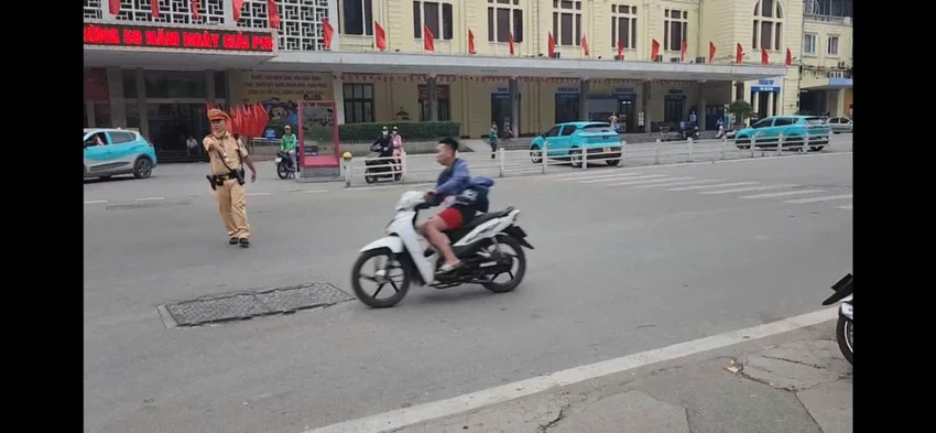 xe-uu-tien.jpg